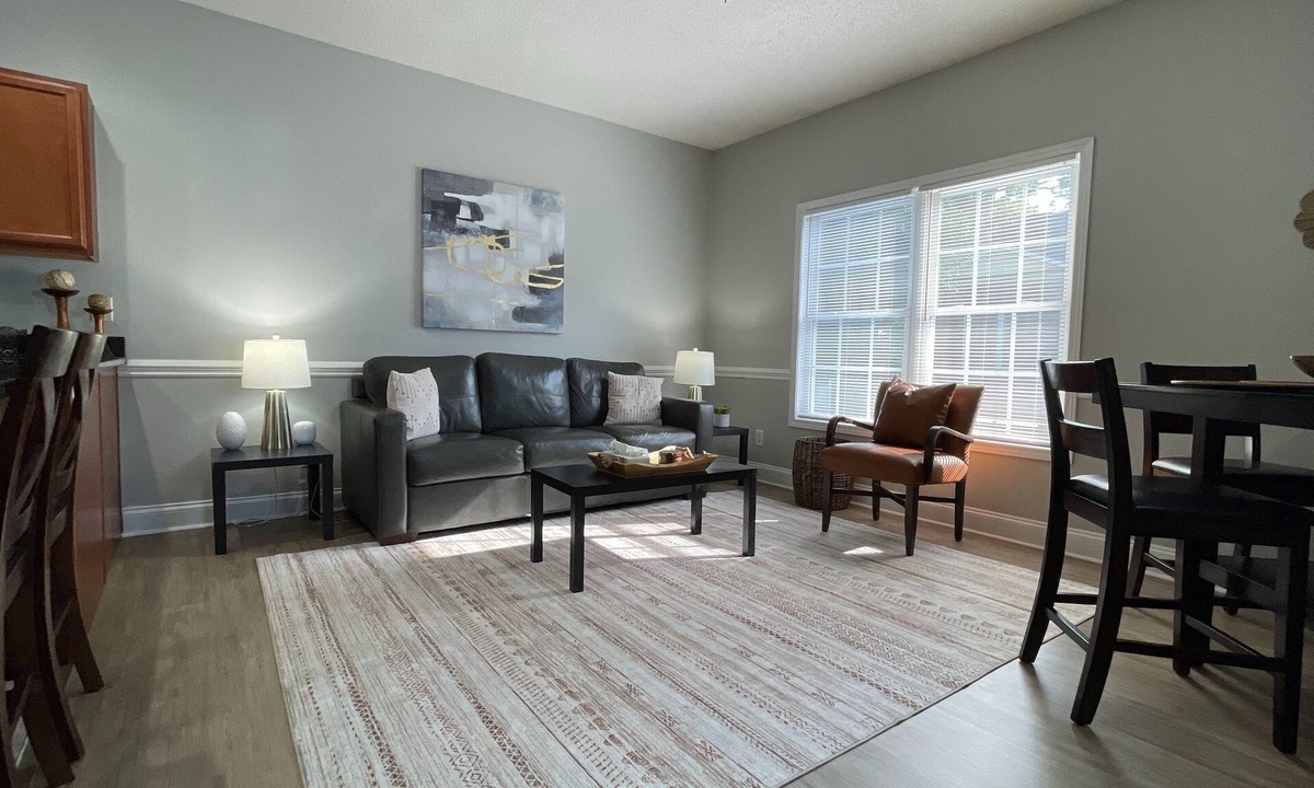 Johnson City House | Lovely 2BR Townhome | Garage + Top Amenities