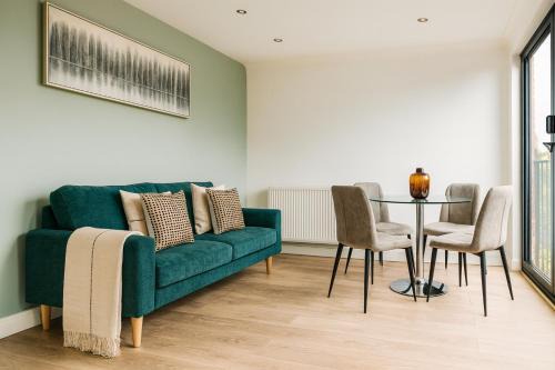 Wandsworth Apartment | Lovely 4 Bedroom House in Acton