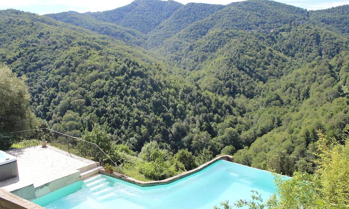 Carcheto-Brustico Apartment | Lovely apartment in CARCHETO BRUSTICO