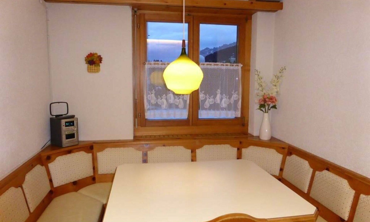 Lenzerheide Apartment | Lovely apartment for 6 people with WIFI, TV and balcony