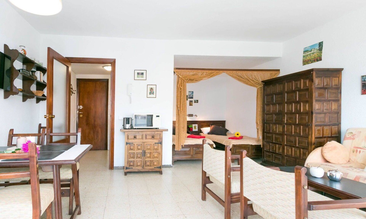Castello d'Empuries Apartment | Lovely apartment for 4 guests with pool, WIFI and terrace