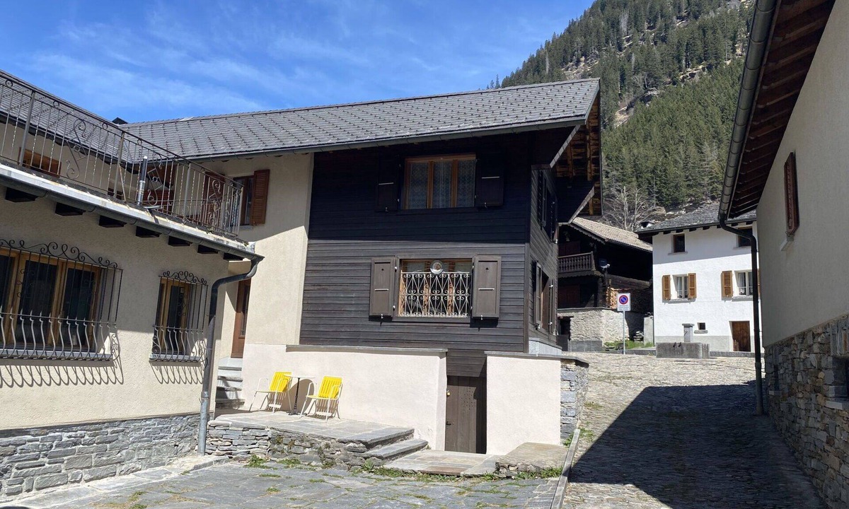 Augio Apartment | Lovely apartment for 4 people with WIFI, TV and patio