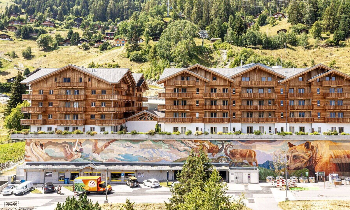Mayens-de-Riddes Apartment | Lovely apartment for 4 people with WIFI, TV, terrace, pets allowed and panoramic view