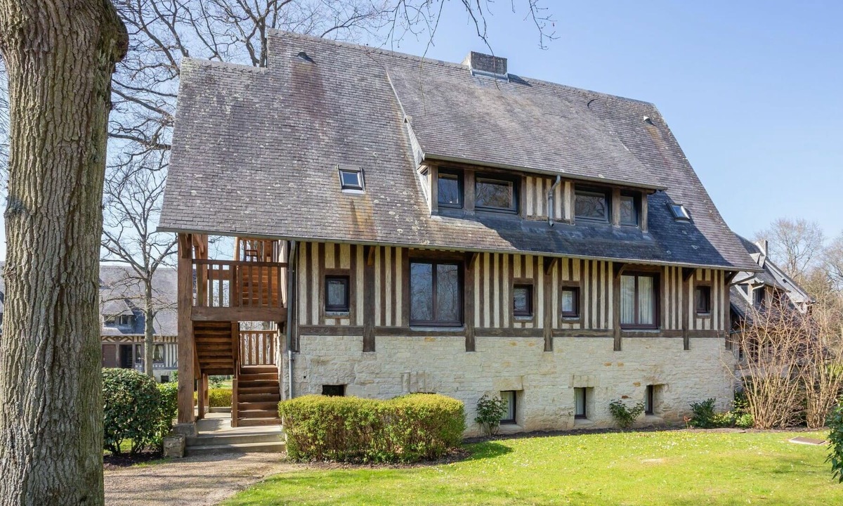 Tourgeville Apartment | Lovely apartment for 4 guests with WIFI, TV and parking