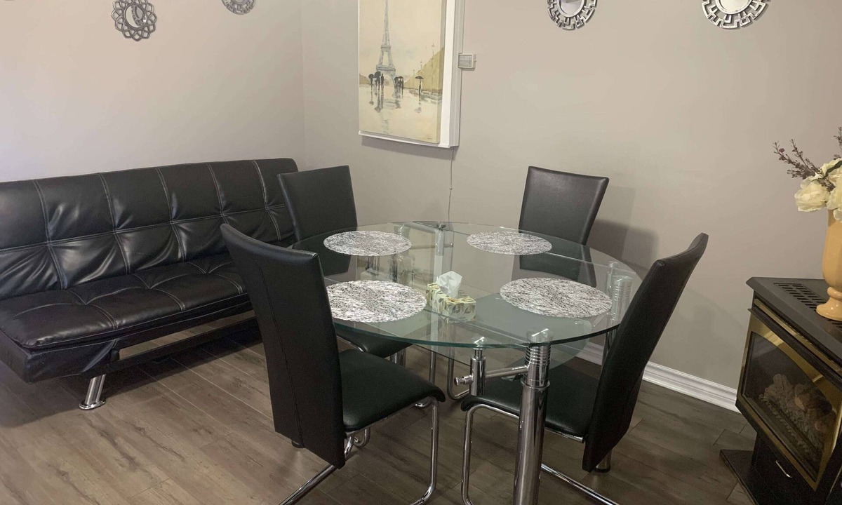 Grimsby House | Lovely Apartment House