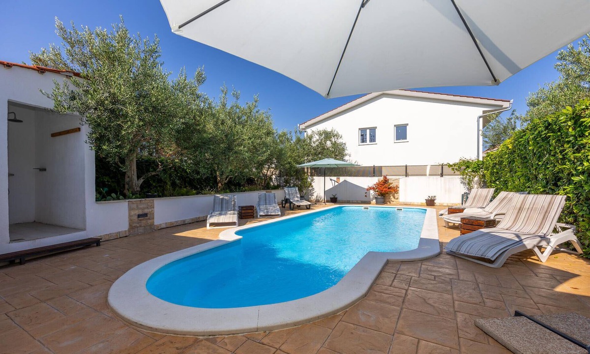 Kastel Novi Apartment | Lovely apartment in Kastel Stari