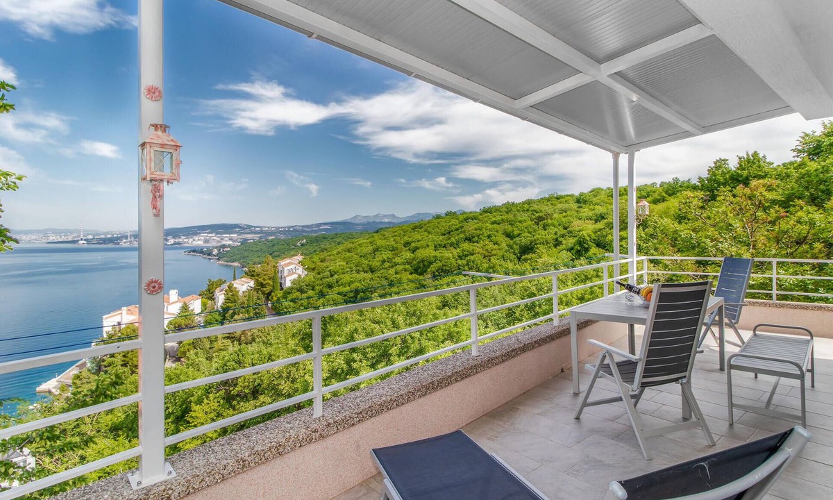 Kraljevica Apartment | Lovely apartment in Kraljevica