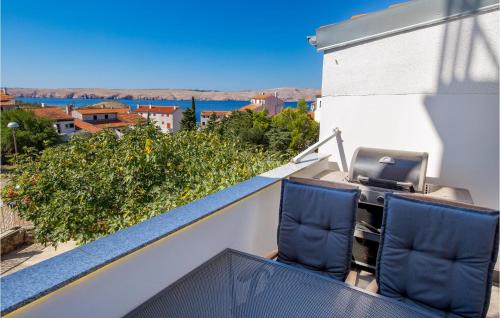 Stinica Apartment | Lovely Apartment In Stinica With Wifi
