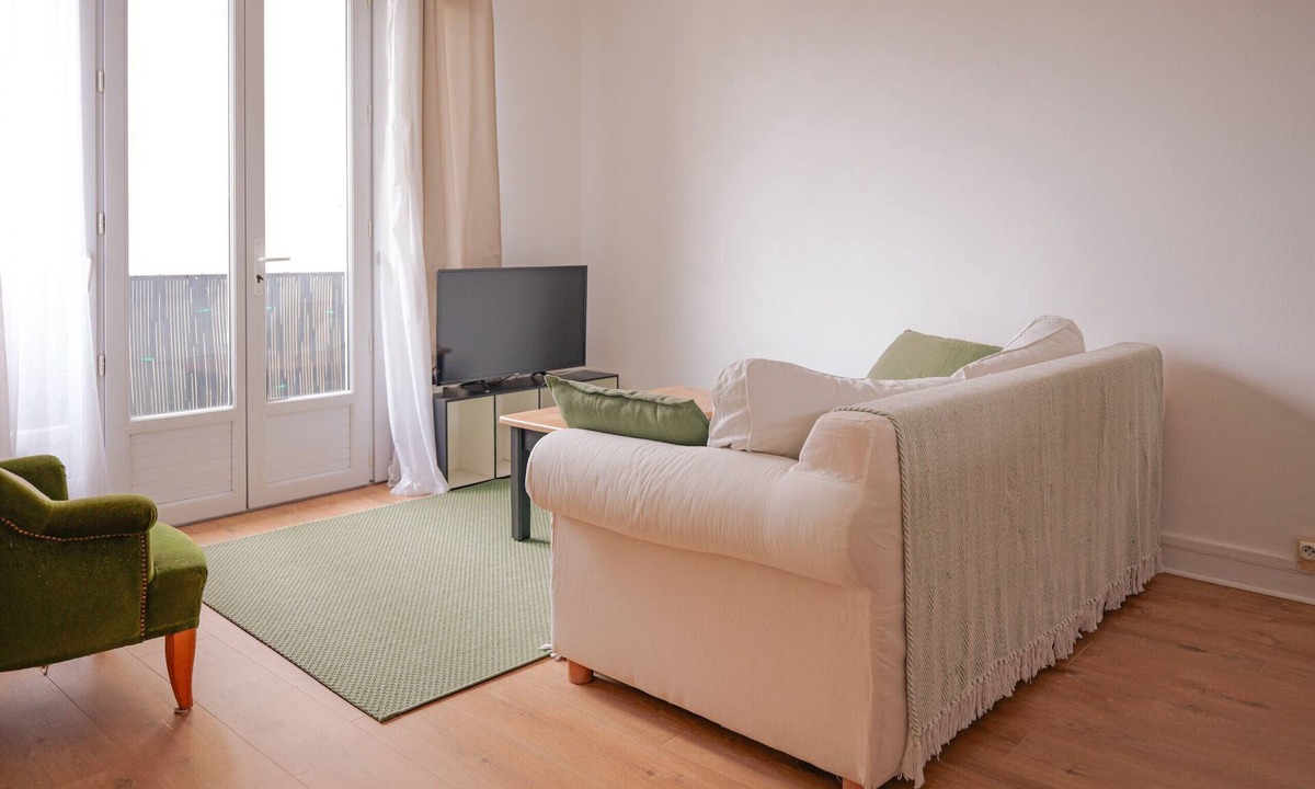 Madeleine - Saint-Leonard Apartment | Lovely apartment in the Madeleine district for 4 people