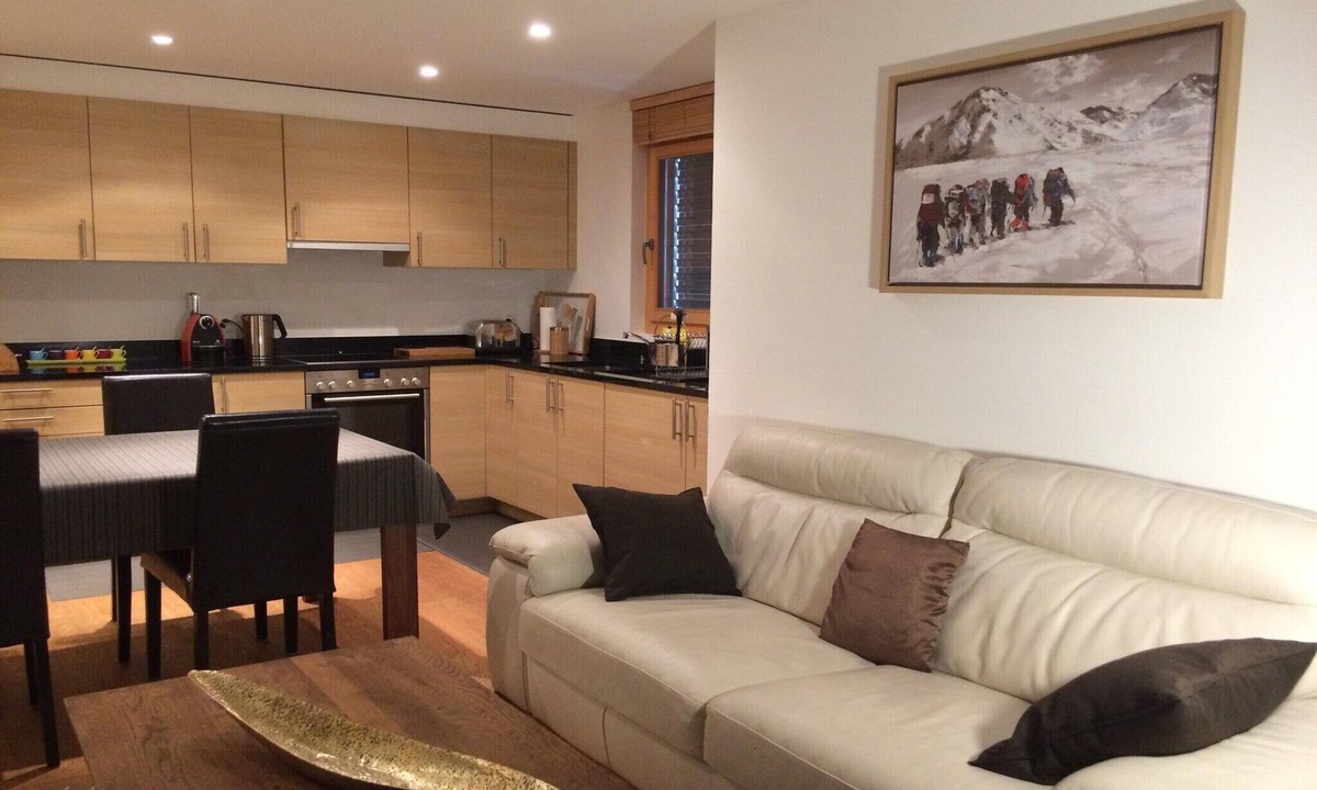 Salins Apartment | Lovely apartment with mountain views