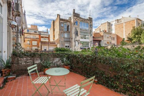 Sarria Apartment | Lovely apartment with terrace