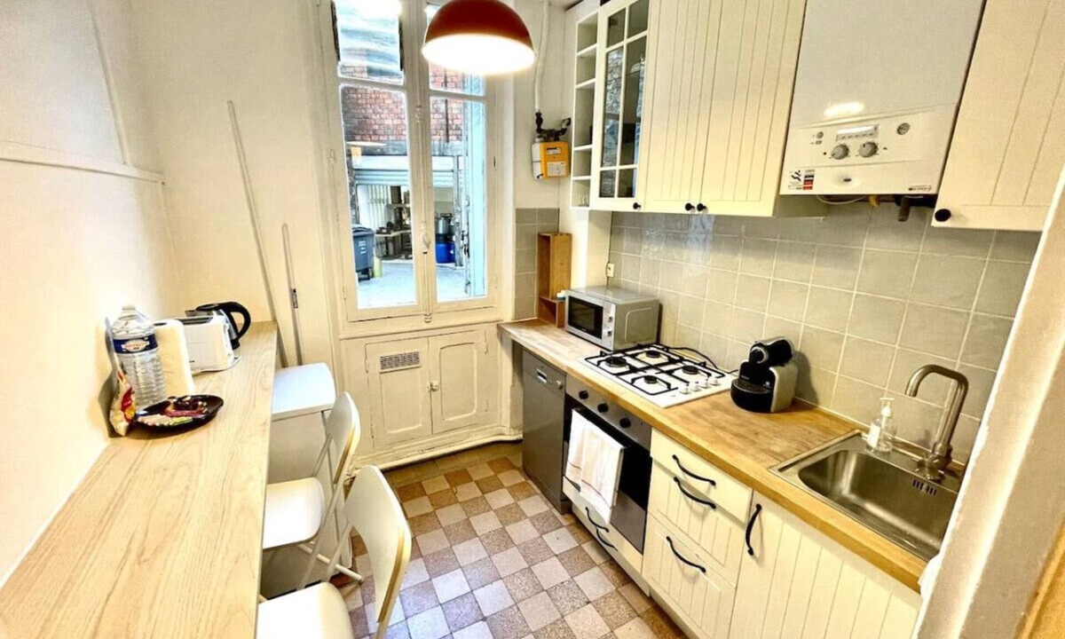 Danube Apartment | Lovely Appartment - Buttes Chaumont-pariszenith