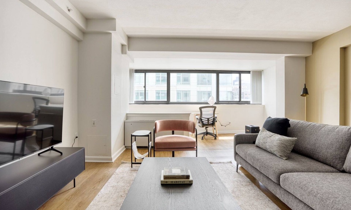 West End Apartment | Lovely Beacon Hill 1BR, by Blueground