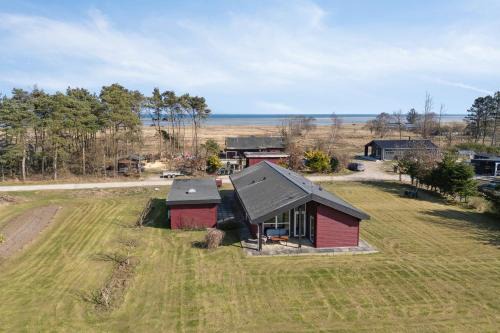 Ørsted House | Lovely Bright House Near The Beach In Nature