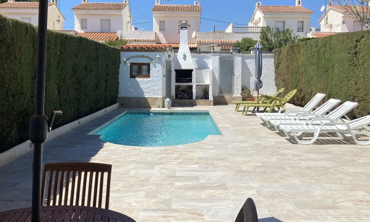Les Planes del Rei Villa | Lovely, comfortable house with garden and private pool