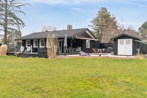 Rageleje House | Lovely Cottage In Peaceful Surroundings