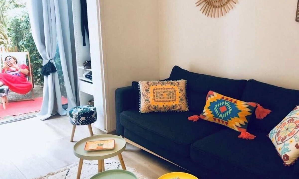 Sete Apartment | Lovely, cozy studio with garden terrace and parking.