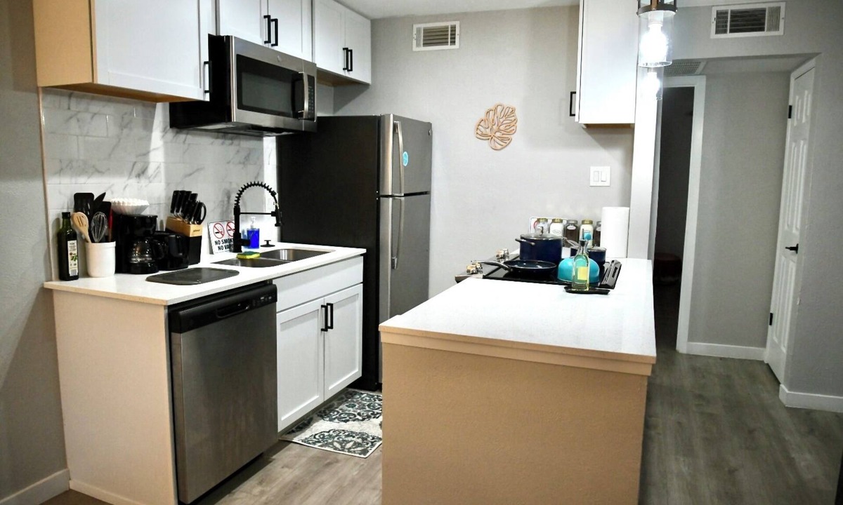 Vickery Meadow Apartment | lovely Dallas with AC