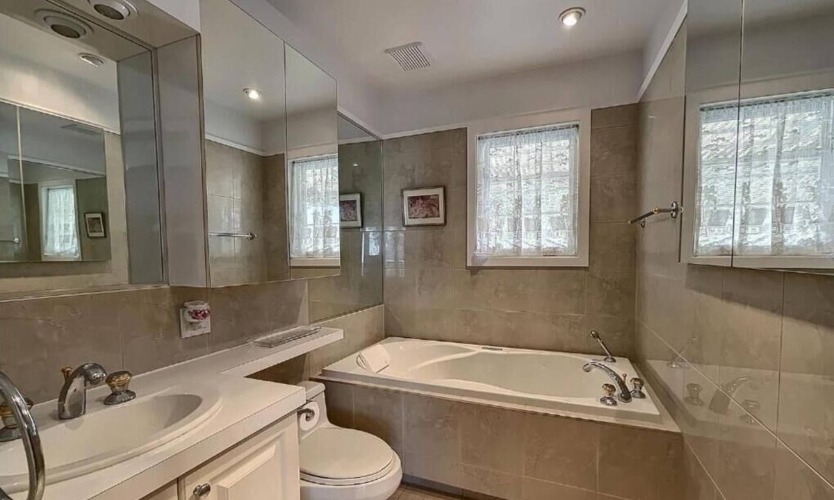 Laval-des-Rapides House | Lovely family place