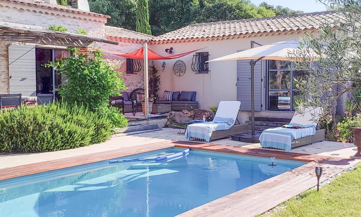 La Capelle-et-Masmolene Villa | Lovely house with pool and perfect location