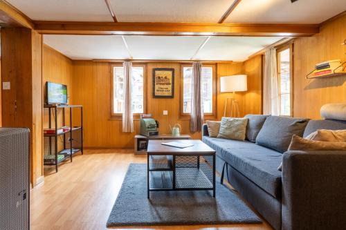 Blausee Apartment | Lovely & great equipped wooden Alp Chalet flat