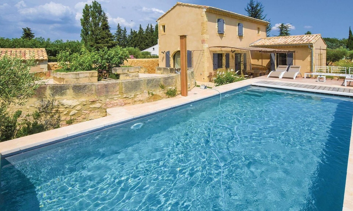 Saint-Hilaire-d'Ozilhan House | Lovely home in Saint Hilaire D'Ozilha