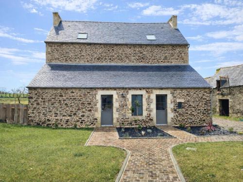 Corseul House | Lovely holiday cottage in Corseul