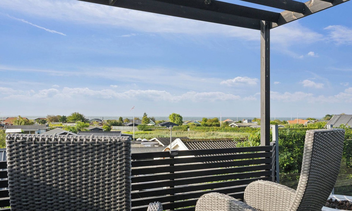 Karrebksminde House | Lovely holiday home with sea view