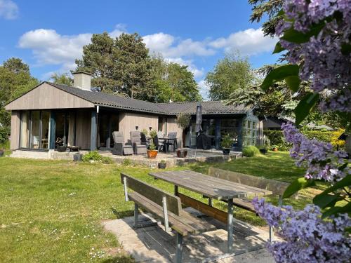 Kramnitse House | Lovely Holiday Home Close To The Beach And Nature