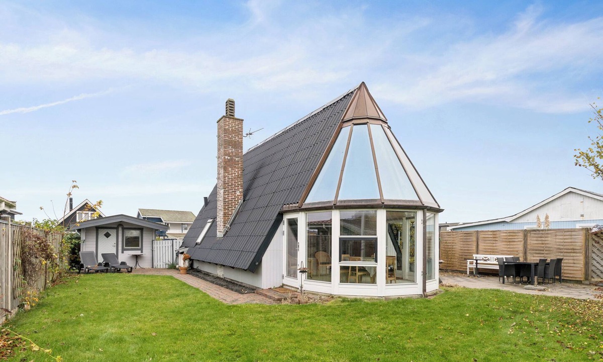 Tørresø House | Lovely holiday home with sea view