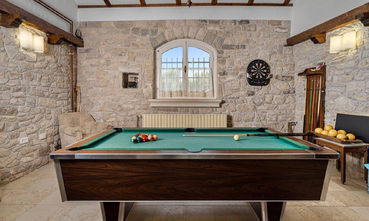 Sveta Nedelja House | Lovely Holiday House in Ružići with Open Fireplace