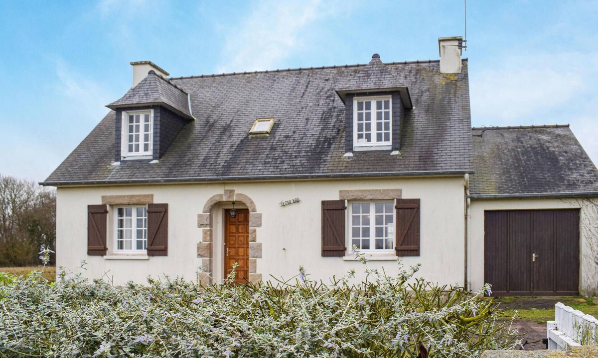 Pleherel-Plage-Vieux-Bourg House | Lovely home in Sables d'or les Pins