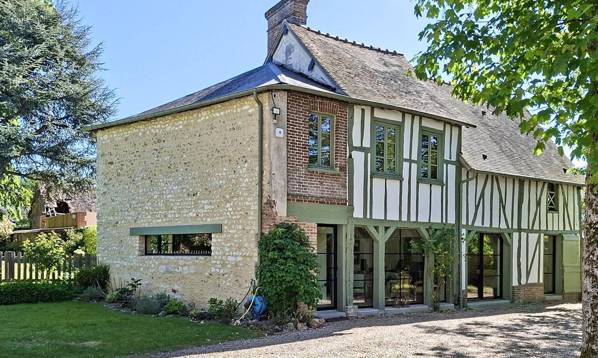 Clef-Vallee-d'Eure House | Lovely home in Clef Vallée d'Eure