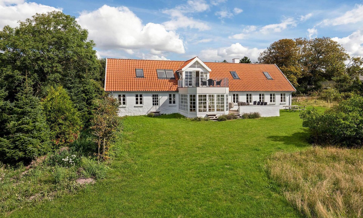 Gjøl House | Lovely home in Aabybro with kitchen