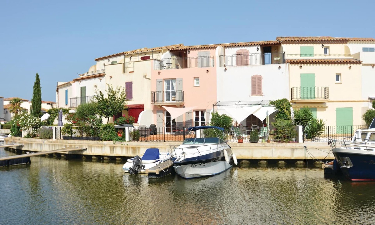 Aigues-Mortes House | Lovely home in Aigues-Mortes with house sea view