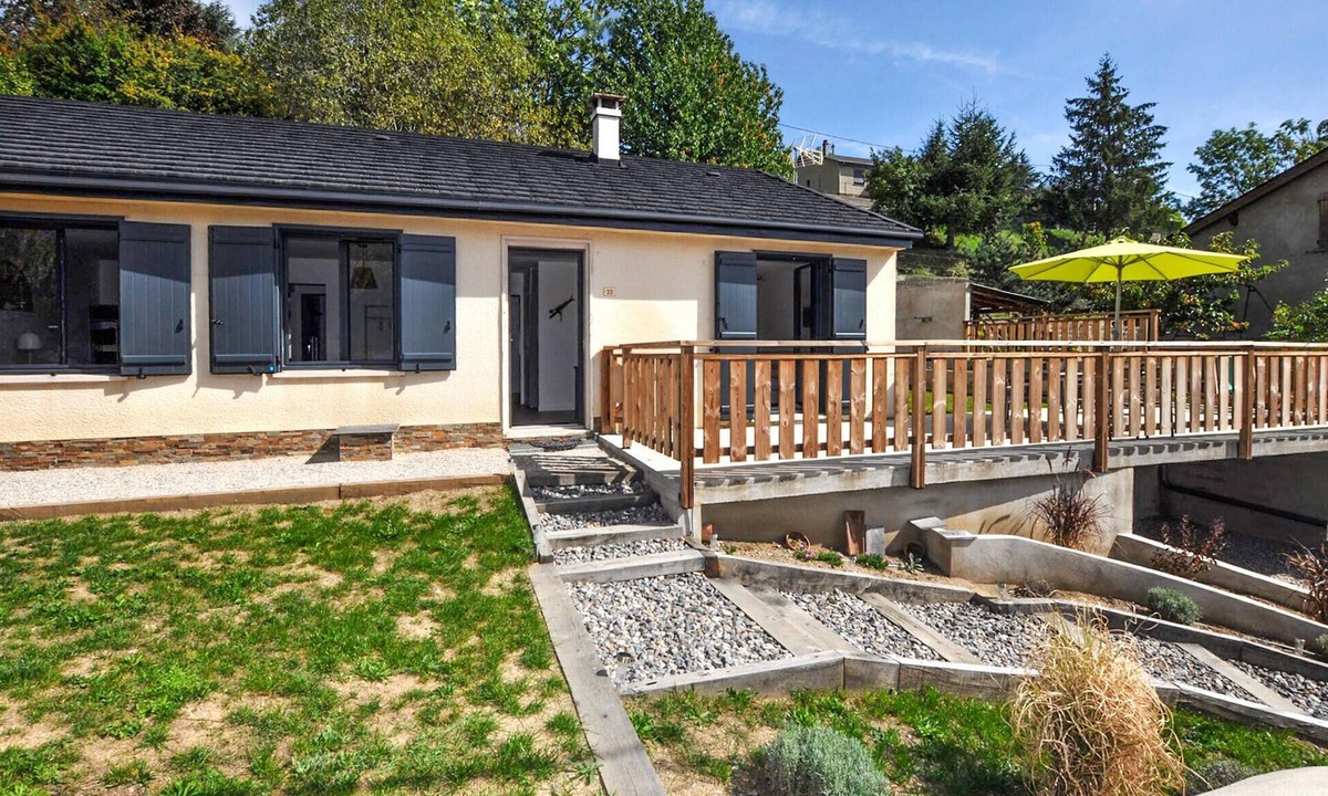 Angoustrine House | Lovely home in Angoustrine