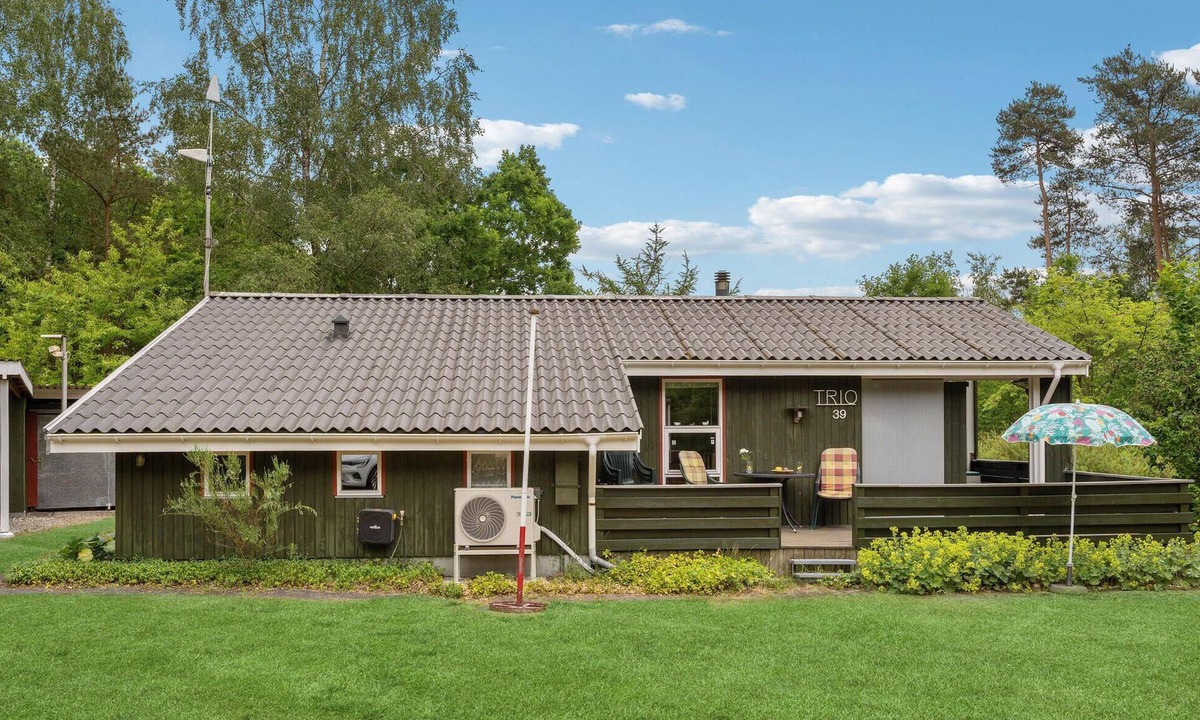 Ans House | Lovely home in Ans By with WiFi