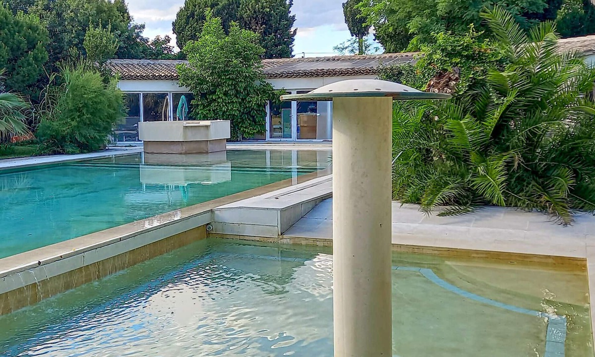 Aramon House | Lovely home in Aramon