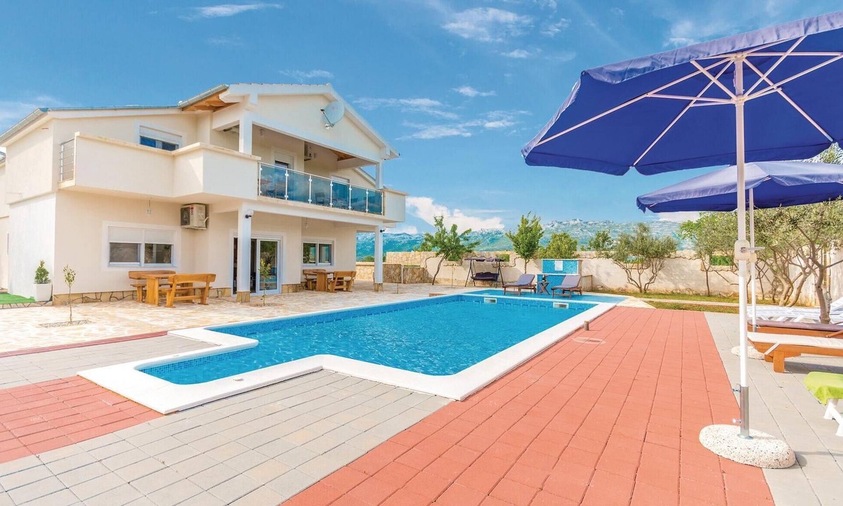 Bilisane House | Lovely home in Bilisane