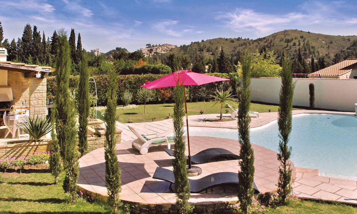 Boulbon House | Lovely home in Boulbon