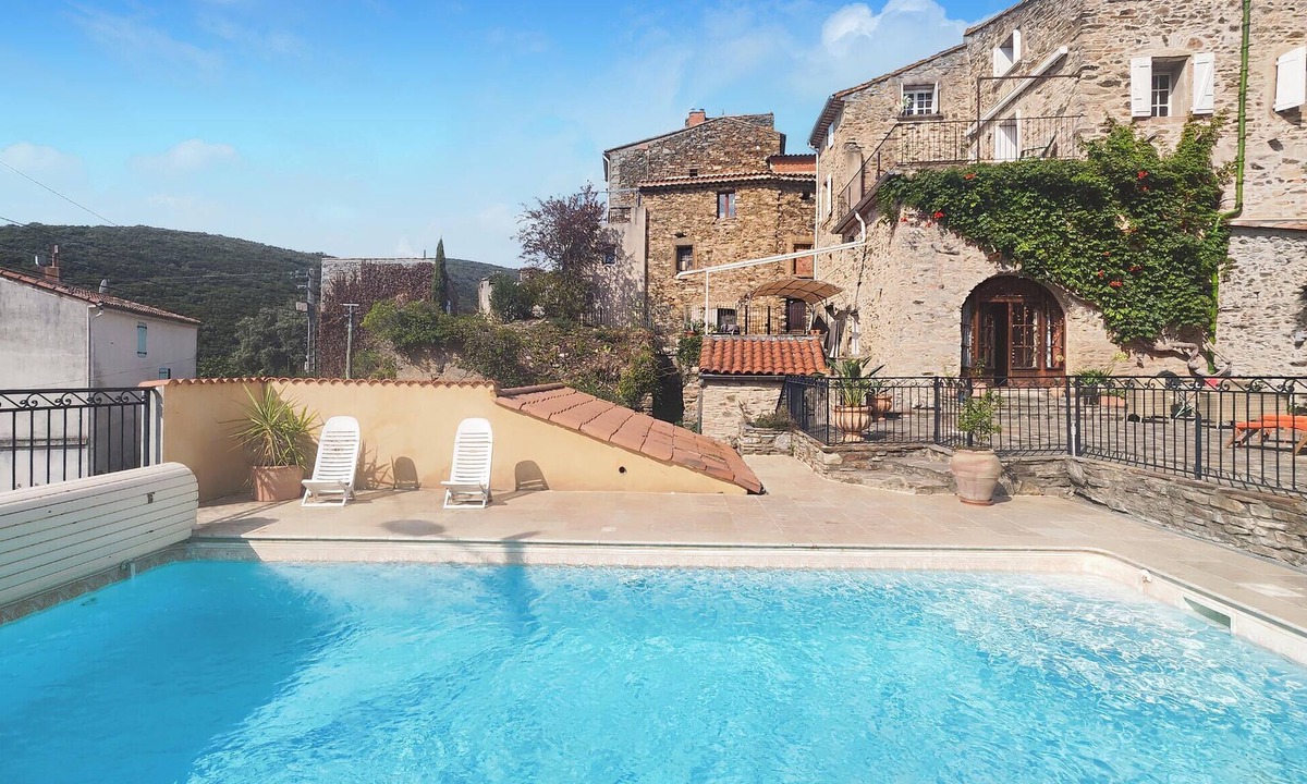 Cabrerolles House | Lovely home in Cabrerolles with WiFi