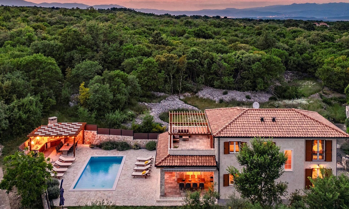 Gostinjac House | Lovely home in Dobrinj