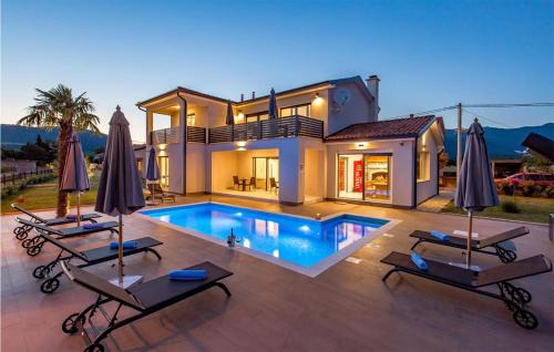 Sarsoni House | Lovely Home In Drazice