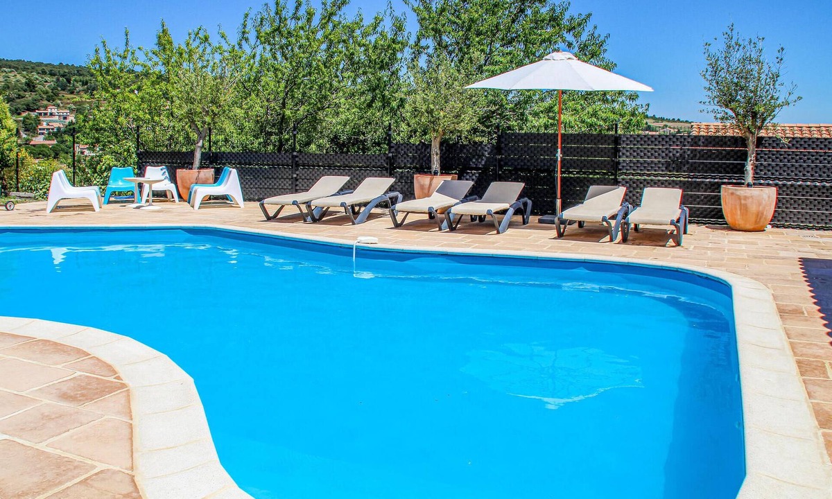 Caunes-Minervois House | Lovely home in Caunes Minervois