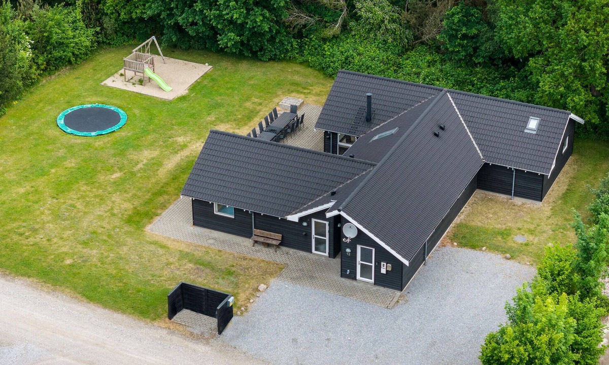 Fjellerup Strand House | Lovely home in Glesborg with sauna