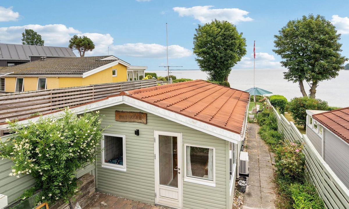 Hejlsminde House | Lovely home in Hejls with WiFi