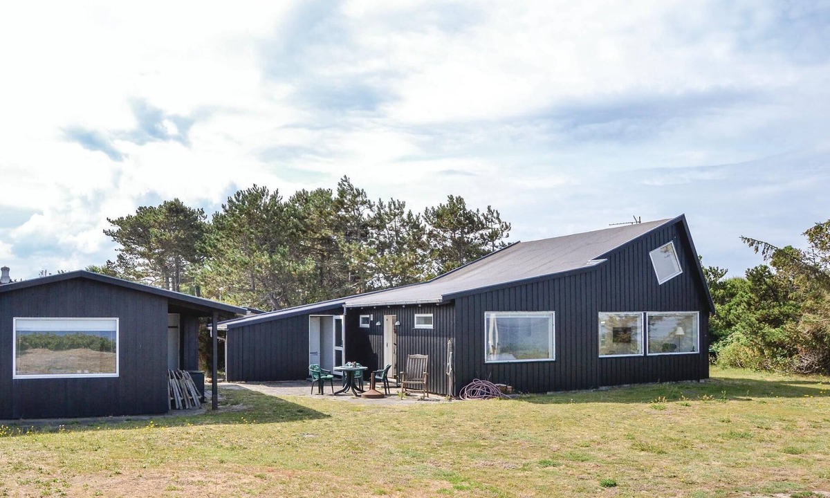 Hundested House | Lovely home in Hundested with WiFi