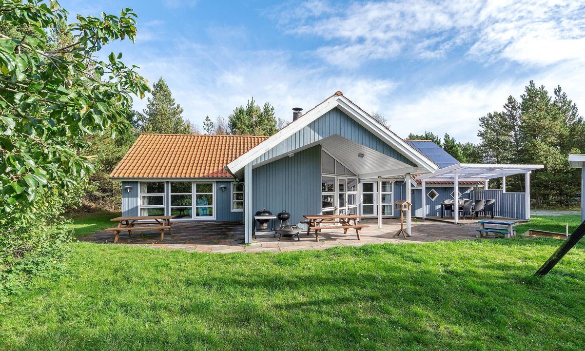 Jerup House | Lovely home in Jerup with sauna