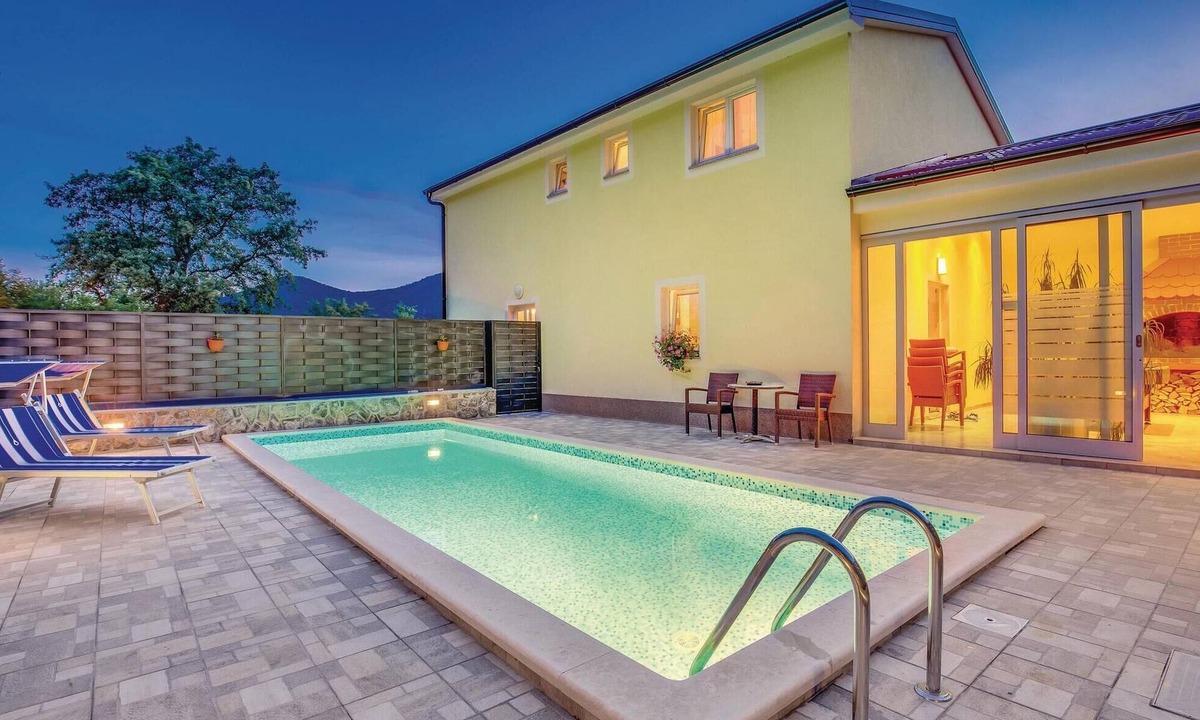 Kuceli House | Lovely home in Jurdani