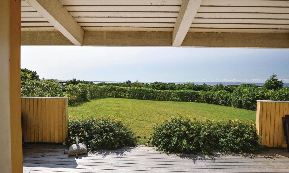 Kalundborg House | Lovely home in Kalundborg with kitchen